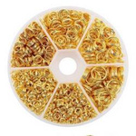 Zestaw Złotych Pierścieni do Tworzenia Biżuterii w Praktycznym Organizerze